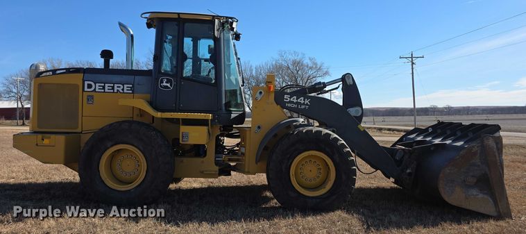 image for item FI0775 2015 John Deere 544K high lift wheel loader