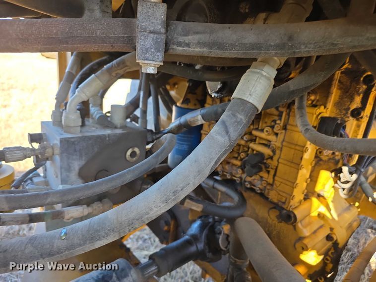 image for item FI0775 2015 John Deere 544K high lift wheel loader