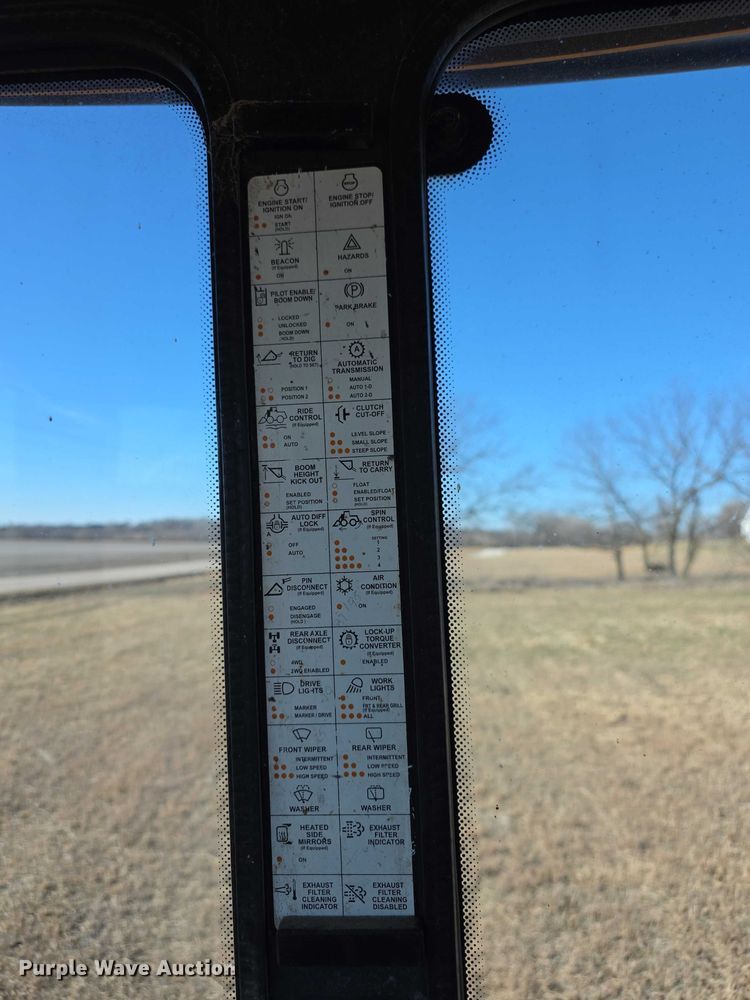 image for item FI0775 2015 John Deere 544K high lift wheel loader