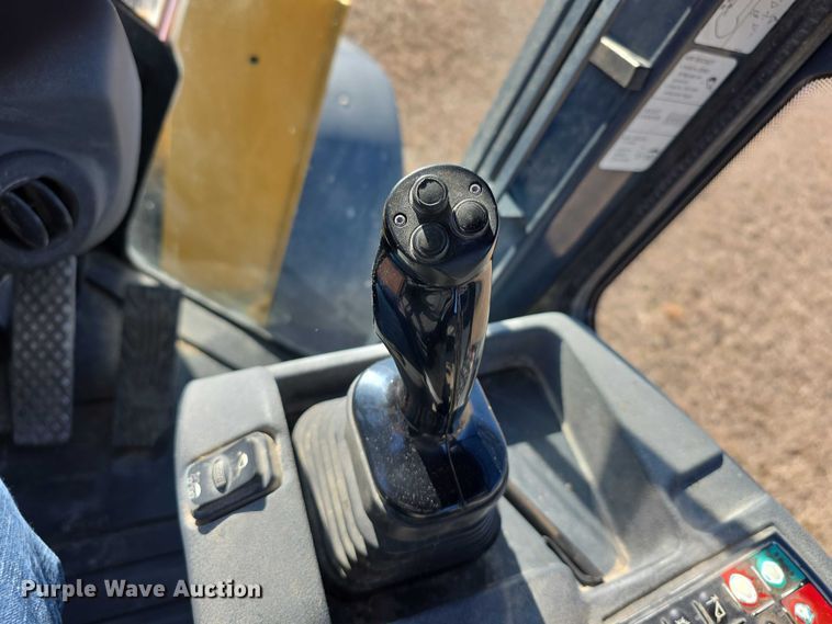 image for item FI0775 2015 John Deere 544K high lift wheel loader