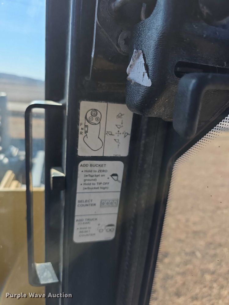 image for item FI0775 2015 John Deere 544K high lift wheel loader