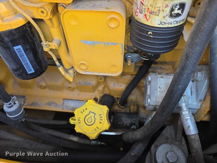 image for item FI0775 2015 John Deere 544K high lift wheel loader