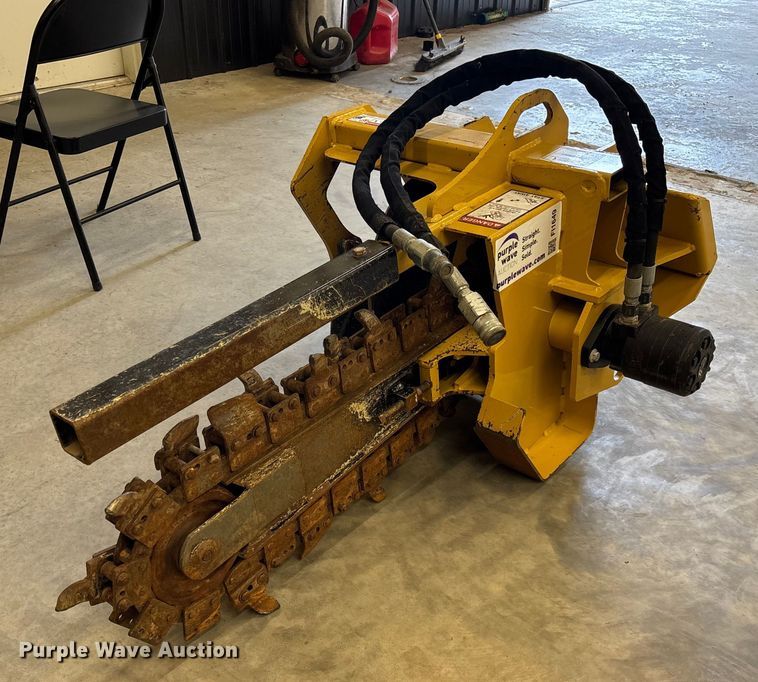 image for item FI1649 2023 Vermeer STR48 compact utility loader trencher