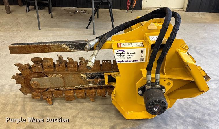 image for item FI1649 2023 Vermeer STR48 compact utility loader trencher