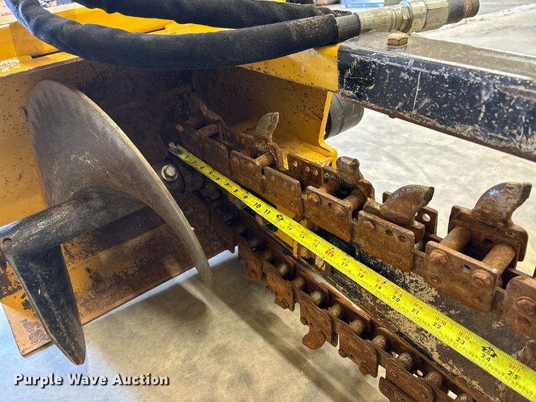 image for item FI1649 2023 Vermeer STR48 compact utility loader trencher