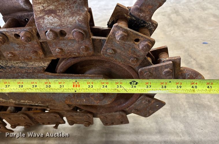 image for item FI1649 2023 Vermeer STR48 compact utility loader trencher