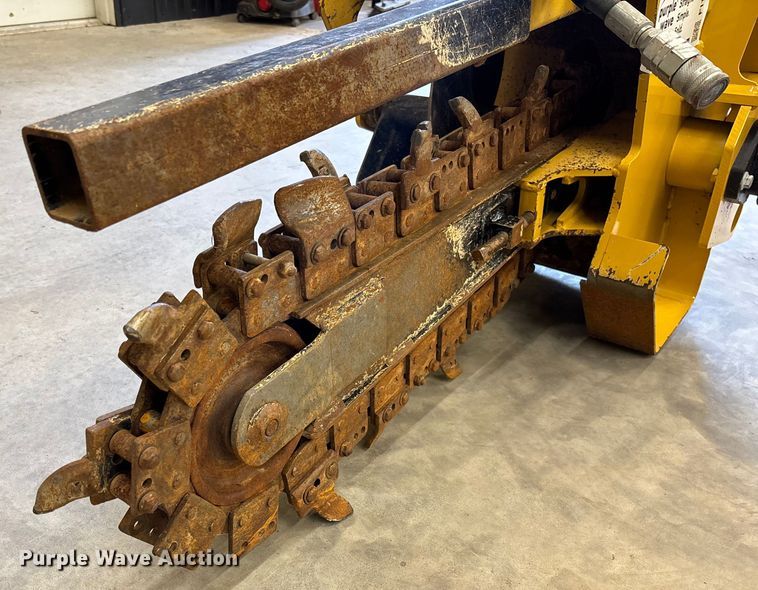 image for item FI1649 2023 Vermeer STR48 compact utility loader trencher