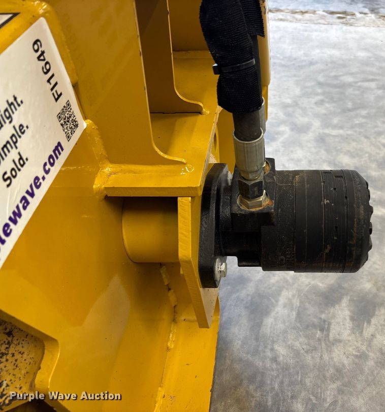 image for item FI1649 2023 Vermeer STR48 compact utility loader trencher