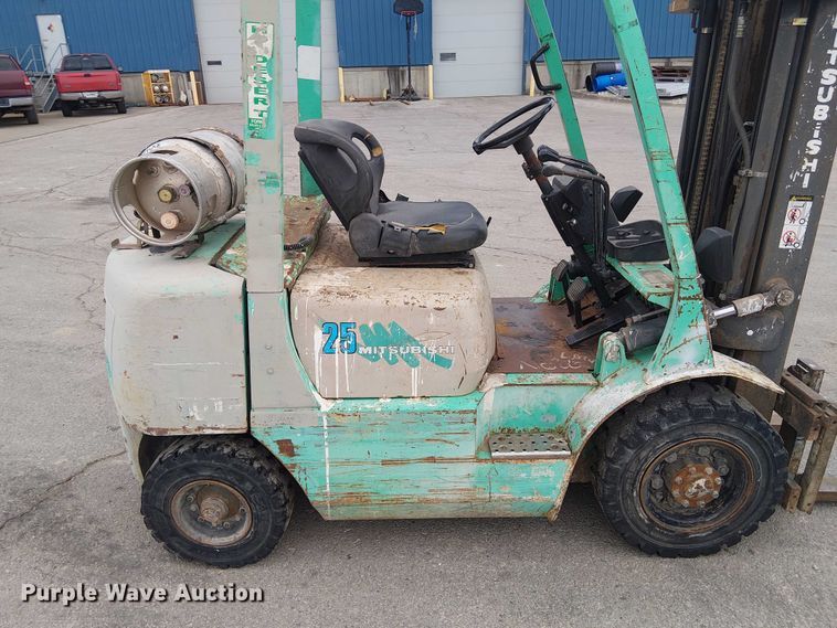 image for item FK0863 Mitsubishi FG25 forklift