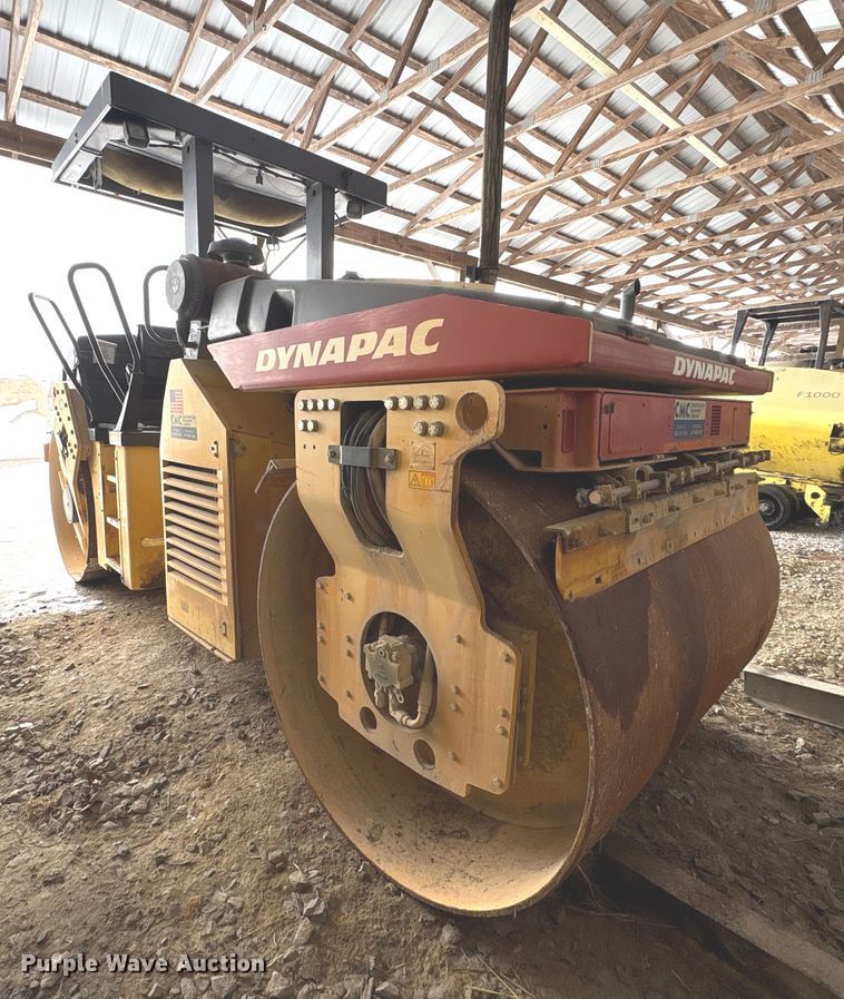image for item FK1134 Dynapac CC422HF double drum vibratory roller