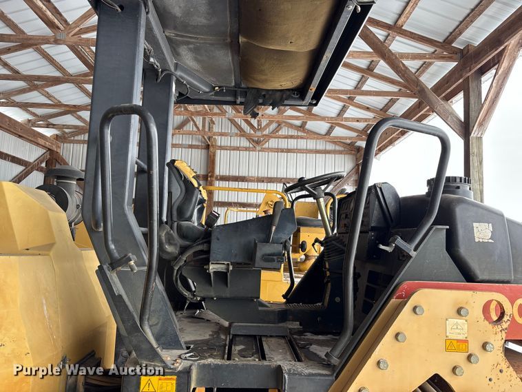 image for item FK1134 Dynapac CC422HF double drum vibratory roller