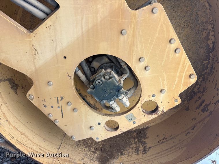 image for item FK1134 Dynapac CC422HF double drum vibratory roller