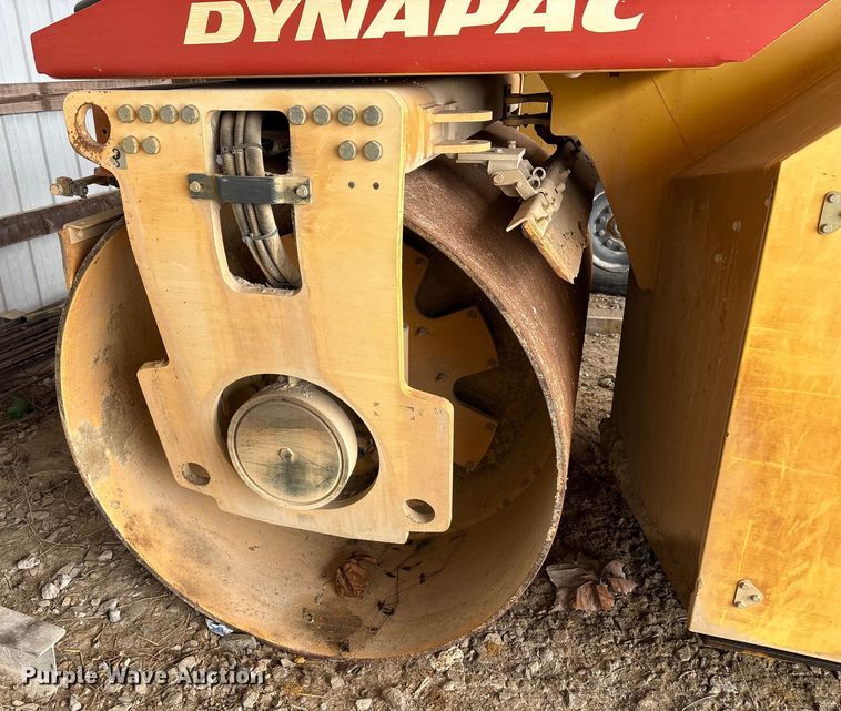 image for item FK1134 Dynapac CC422HF double drum vibratory roller