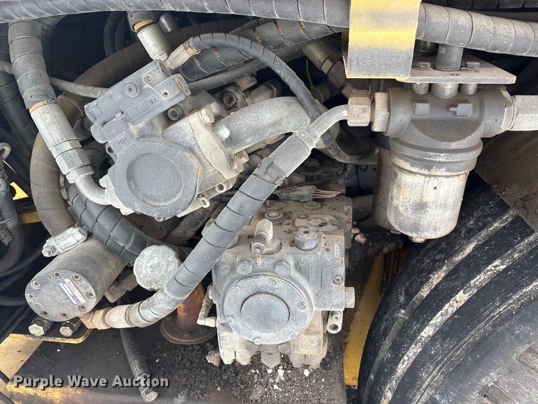 image for item FK1135 Dynapac F1000 W paver