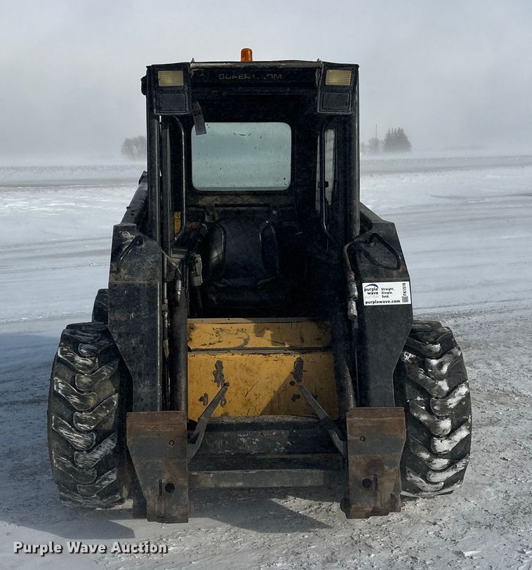 image for item FK1516 1995 New Holland LX885 skid steer loader