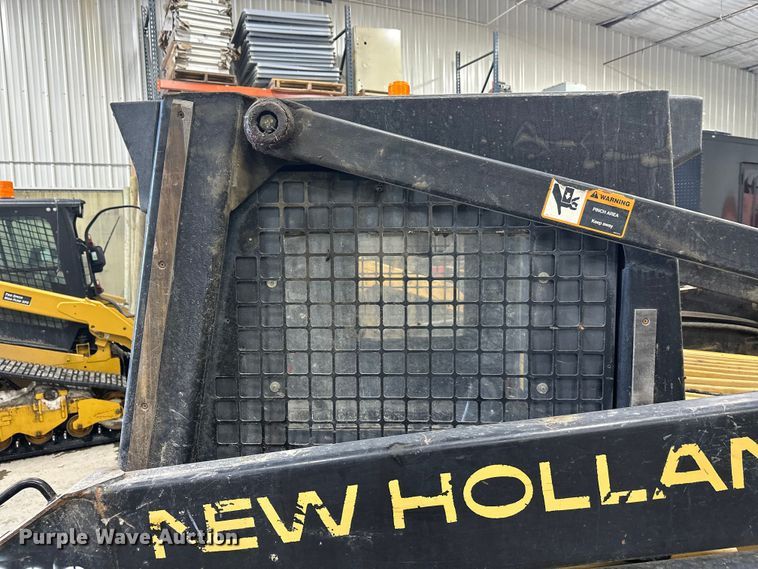 image for item FK1516 1995 New Holland LX885 skid steer loader