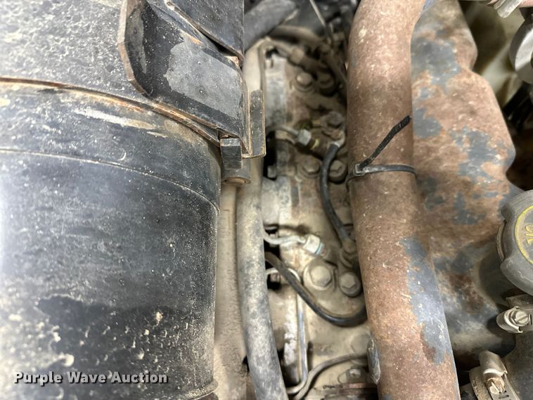 image for item FK1516 1995 New Holland LX885 skid steer loader