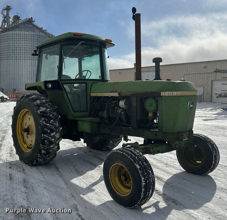 image for item FK1519 1973 John Deere 4230 tractor