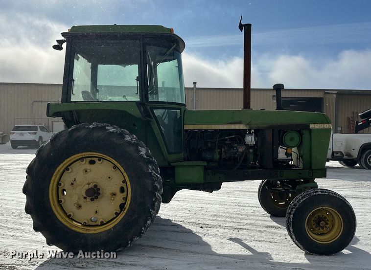 image for item FK1519 1973 John Deere 4230 tractor