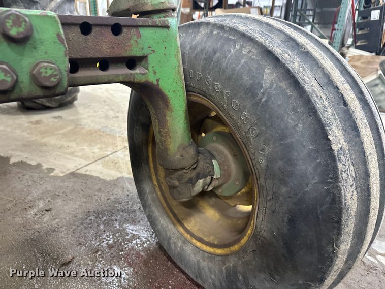 image for item FK1519 1973 John Deere 4230 tractor