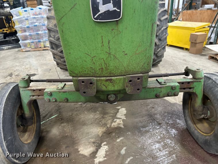 image for item FK1519 1973 John Deere 4230 tractor