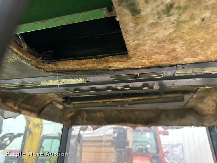 image for item FK1519 1973 John Deere 4230 tractor