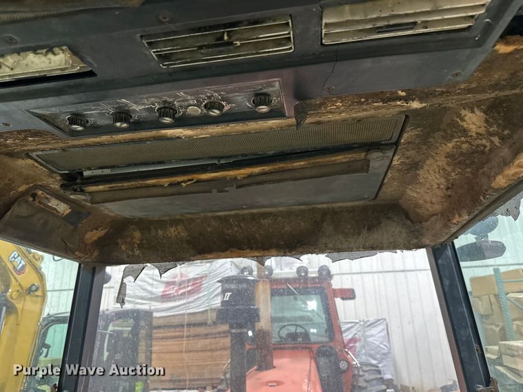 image for item FK1519 1973 John Deere 4230 tractor