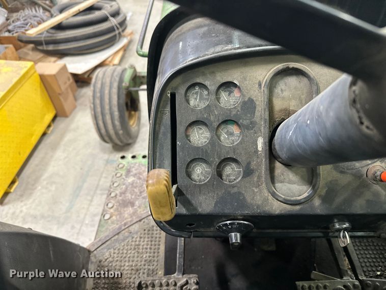 image for item FK1519 1973 John Deere 4230 tractor