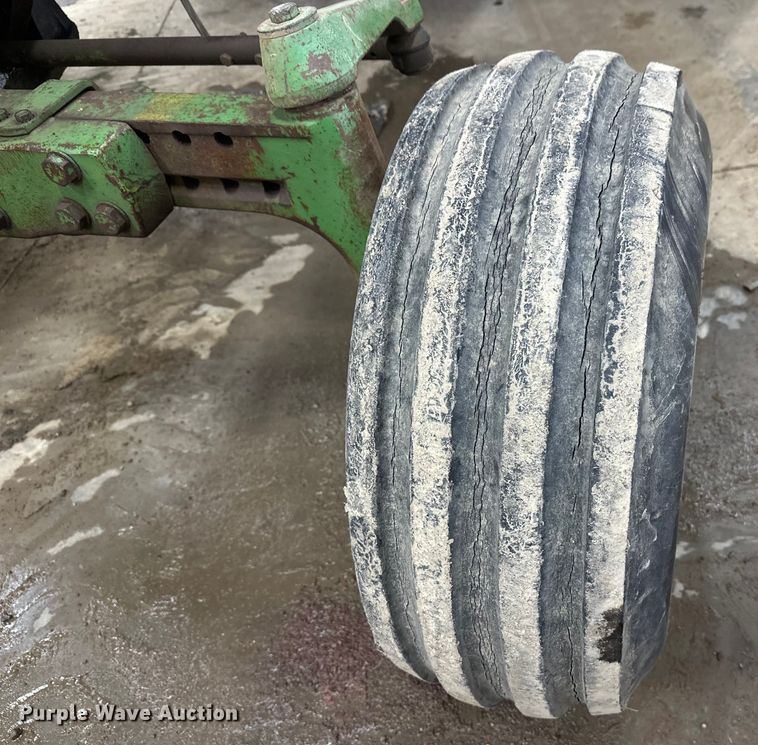 image for item FK1519 1973 John Deere 4230 tractor