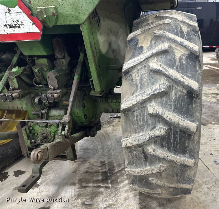 image for item FK1519 1973 John Deere 4230 tractor