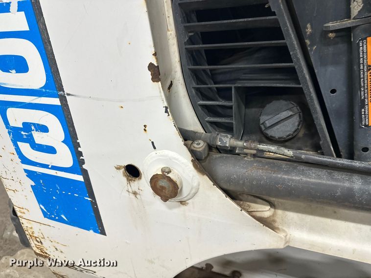 image for item FK1520 1993 Bobcat 753 skid steer loader