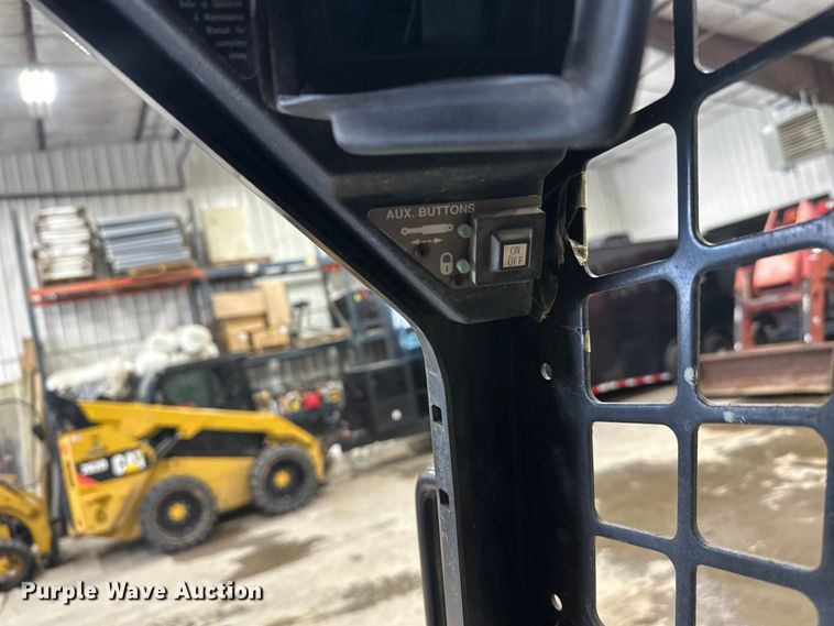 image for item FK1520 1993 Bobcat 753 skid steer loader