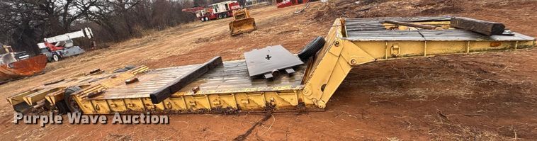 image for item FK2541 1979 Load king lowboy equipment trailer