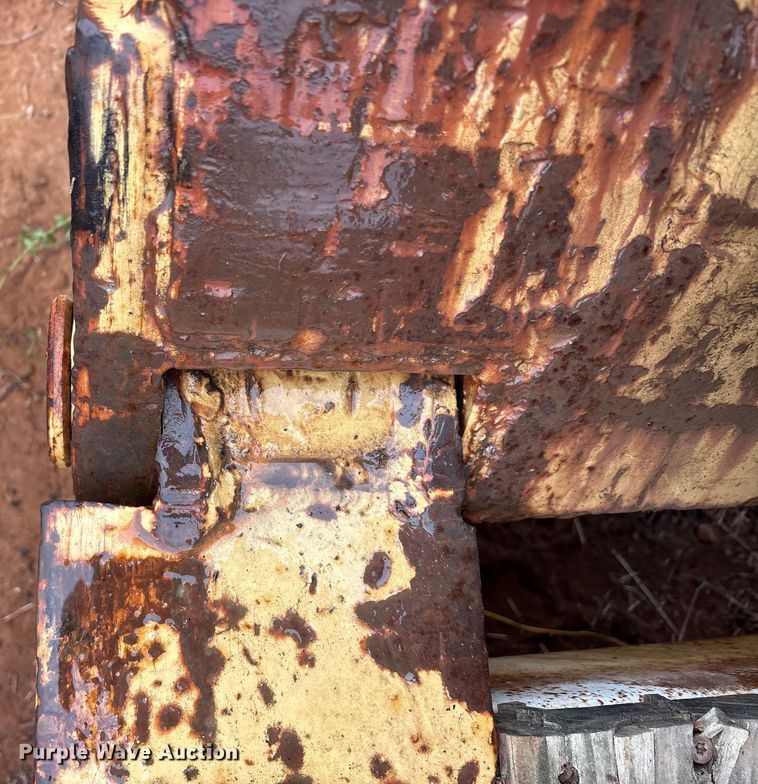 image for item FK2541 1979 Load king lowboy equipment trailer