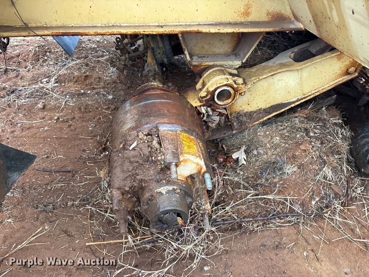 image for item FK2541 1979 Load king lowboy equipment trailer