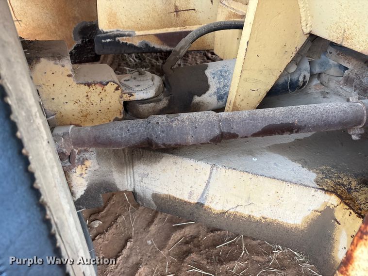 image for item FK2542 Caterpillar 300 forklift