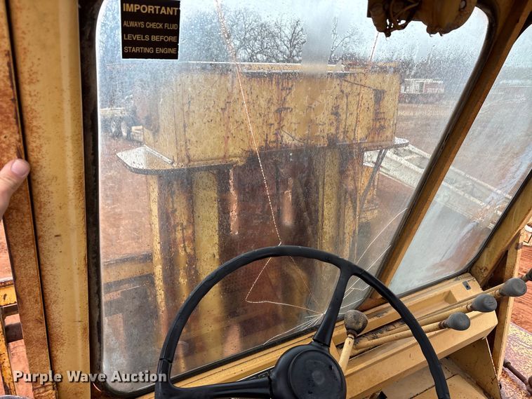 image for item FK2542 Caterpillar 300 forklift