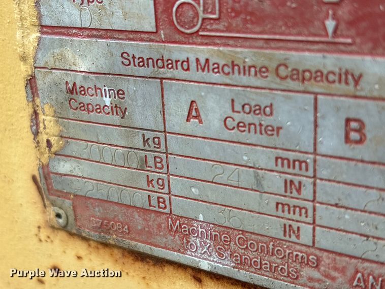 image for item FK2542 Caterpillar 300 forklift