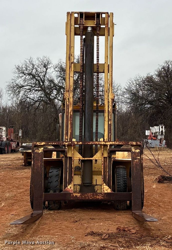 image for item FK2543 Hyster 195A forklift