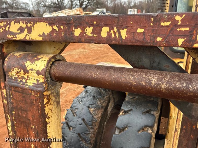 image for item FK2543 Hyster 195A forklift