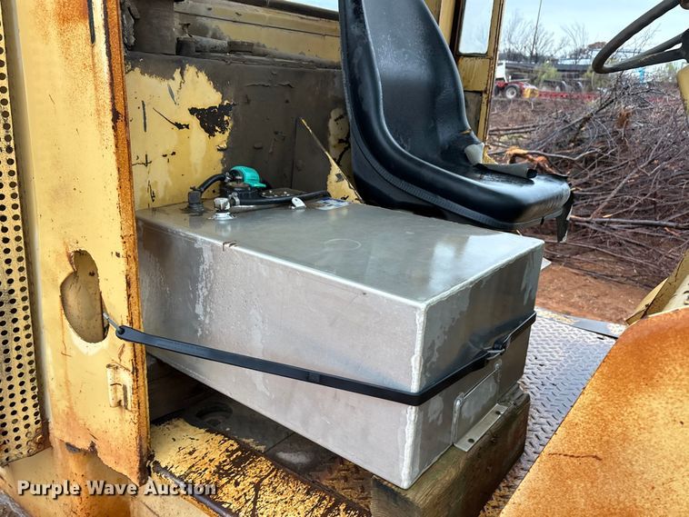 image for item FK2543 Hyster 195A forklift