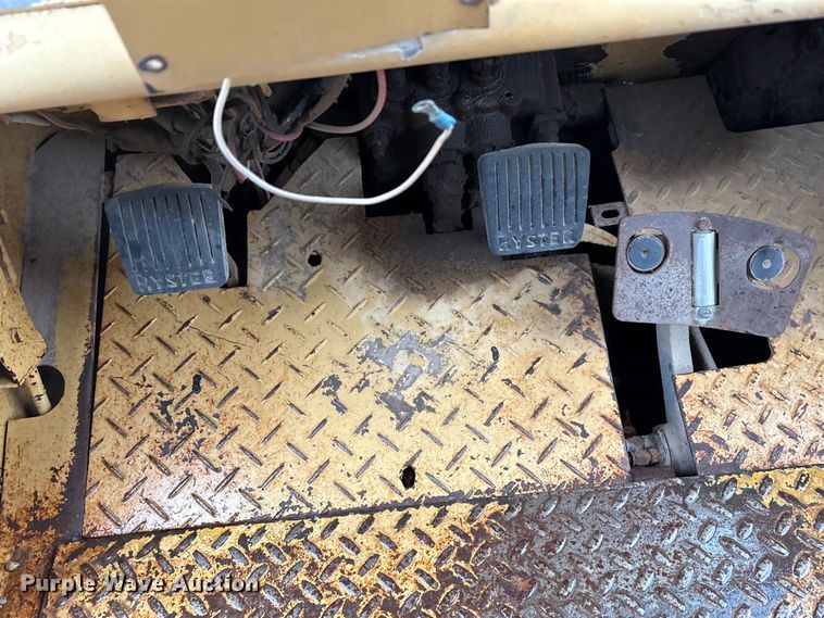 image for item FK2543 Hyster 195A forklift