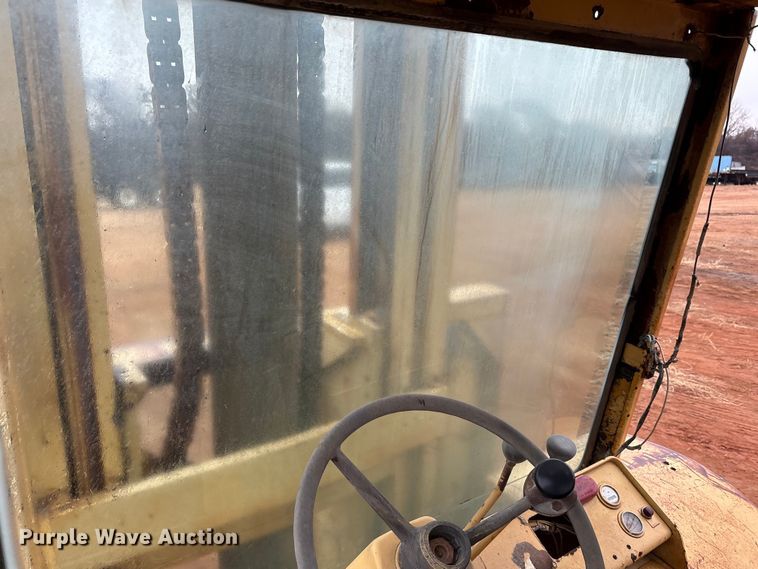 image for item FK2543 Hyster 195A forklift