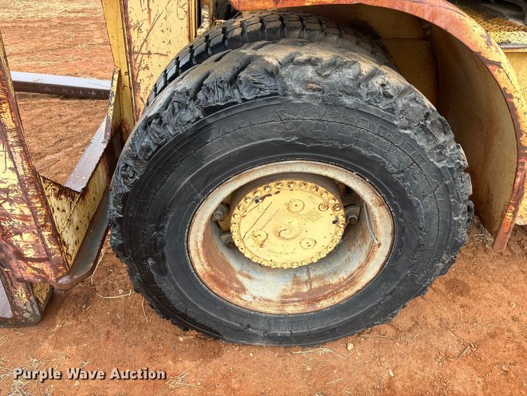 image for item FK2543 Hyster 195A forklift