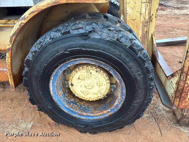 image for item FK2543 Hyster 195A forklift