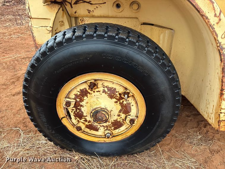 image for item FK2543 Hyster 195A forklift