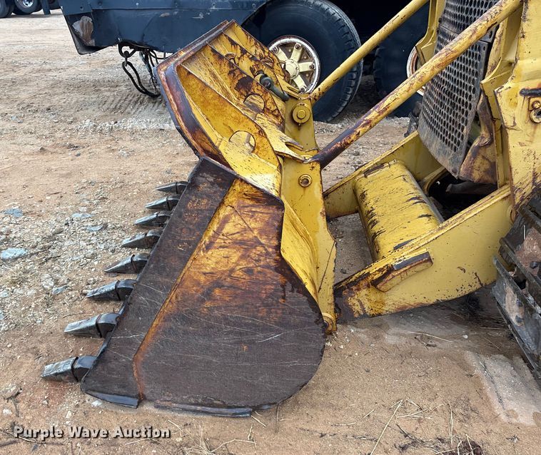 image for item FK2544 1973 Caterpillar 941 track loader