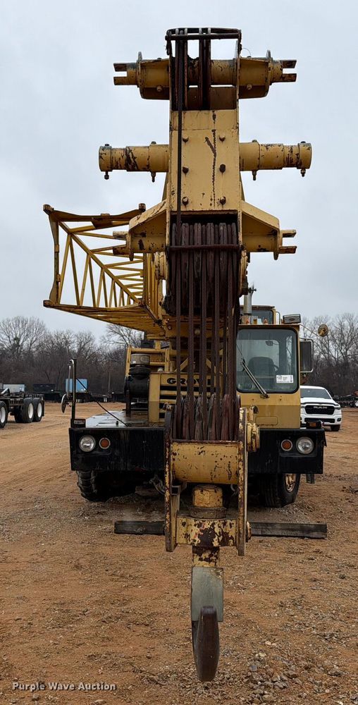 image for item FK2545 1974 Grove TM650 crane truck