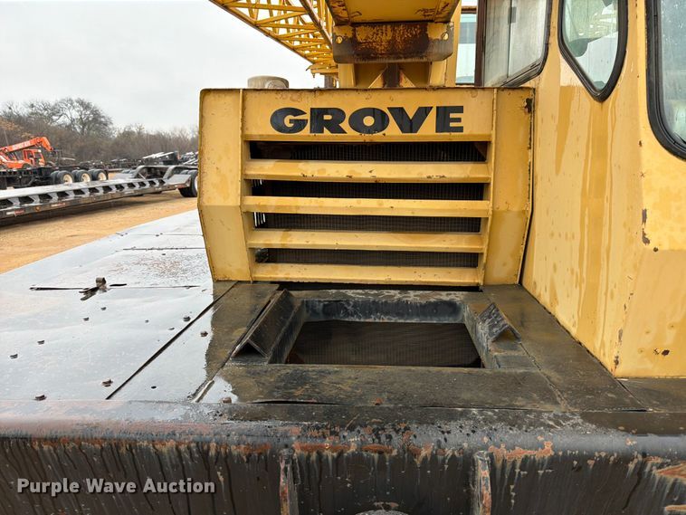 image for item FK2545 1974 Grove TM650 crane truck