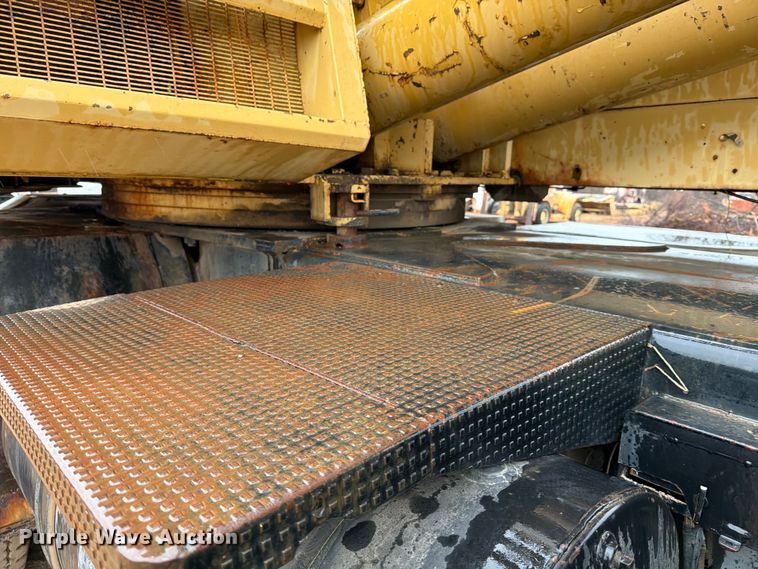 image for item FK2545 1974 Grove TM650 crane truck